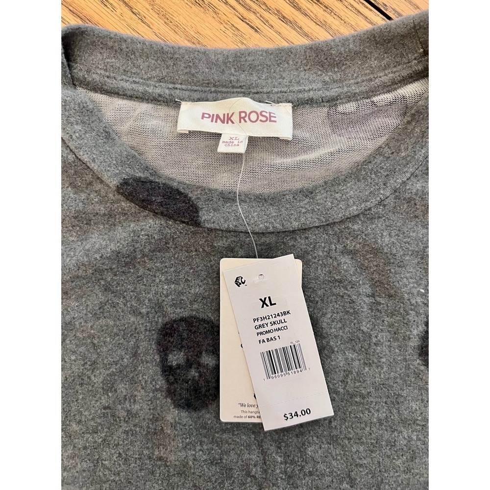 NWT Pink Rose Womens XL Grey Skull Print Hacci Knit Pullover Sweater - Picture 3 of 6